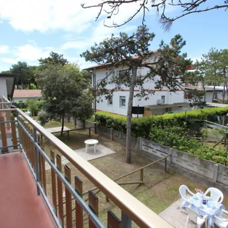 Apartment Beautiful With Terrace Bibione
