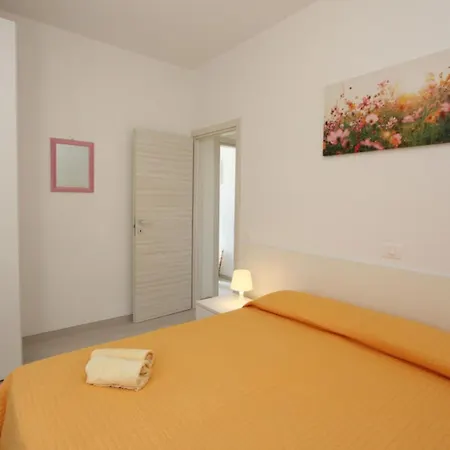 Beautiful With Terrace *