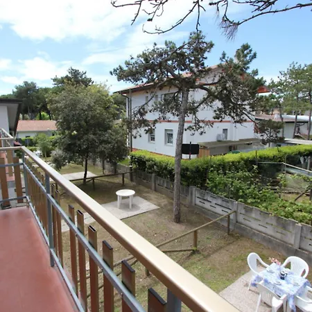 Beautiful With Terrace * بيبيوني