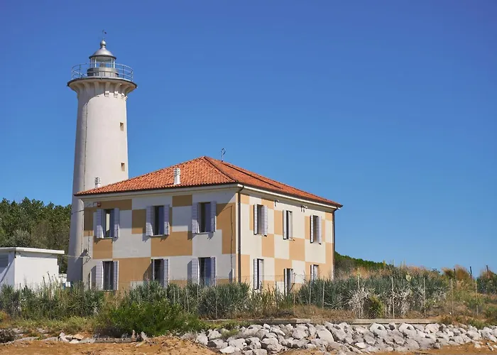 Beautiful With Terrace شقة